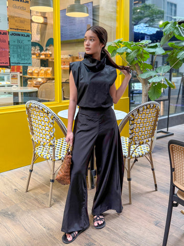 Ziya Nadine Set Comfortable Coords High Turtle Neck Neckline Flared Pants