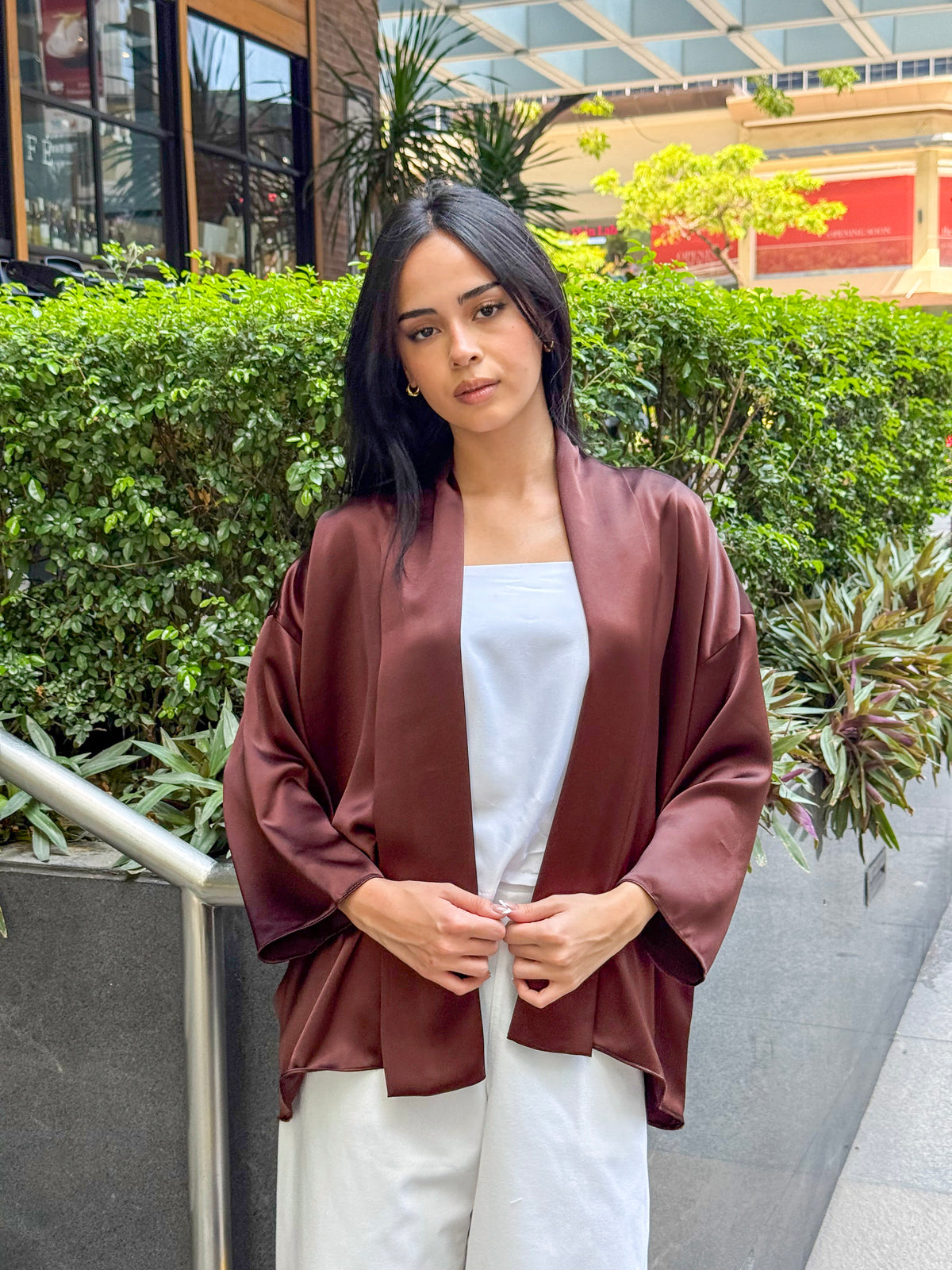 Hiyas Plain Silk Kimono Luxurious Coverup Cardigan Womenswear Basic Outerwear Minimalist for Everyday Style